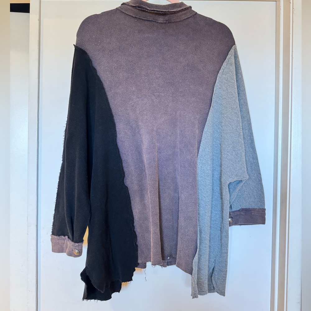 Pol Oversized Patchwork Button-Up Shirt With A Gr… - image 4